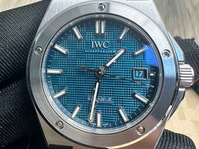 What Is A Super Clone Watch What Features Should You Look for in a Super Clone Watch?