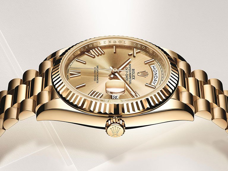 Buy Super Clone Watches Pros and Cons Analysis