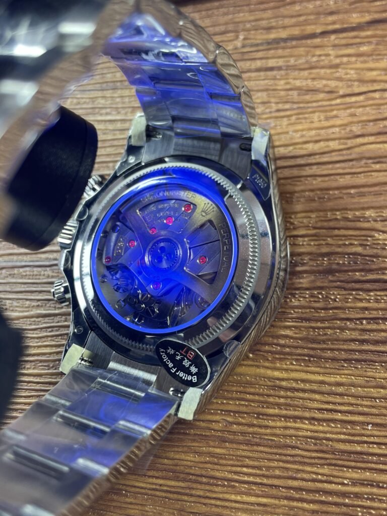 BT Factory Dandong 4131 movement Ice Blue Daytona m126506 Replica Watch:Luminous effect