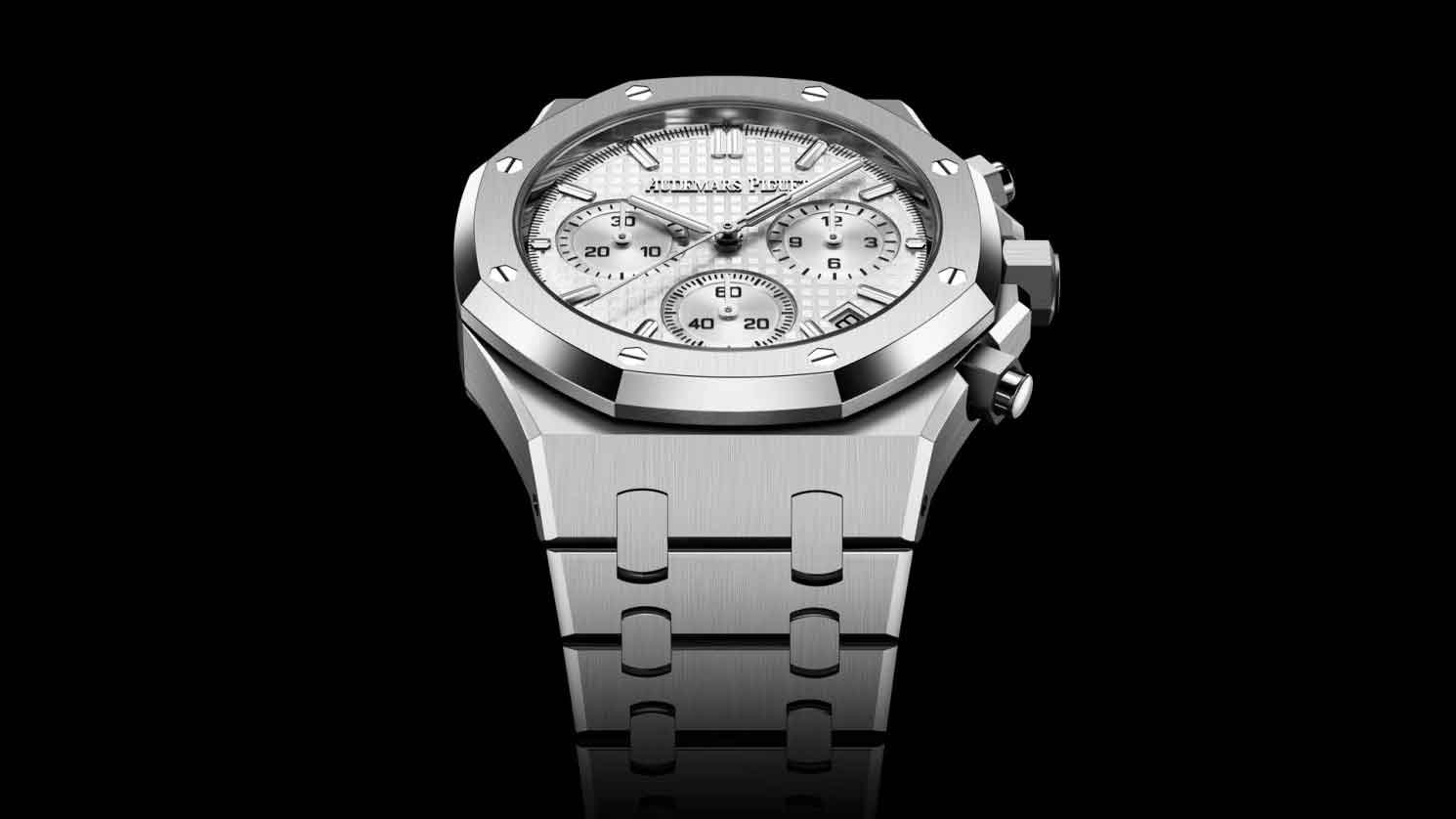 In-Depth Comparison Review of DDF Factory Audemars Piguet Royal Oak 26240ST Replica vs Real